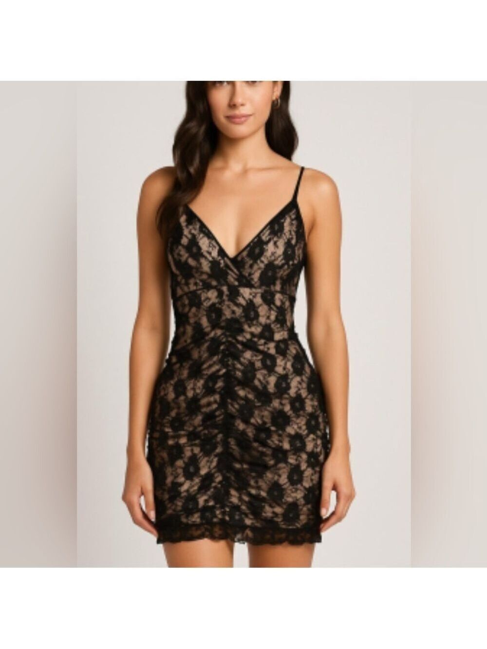 Lulu's nwt Black Lace Overlay holiday ruched spaghetti strap Dress XS